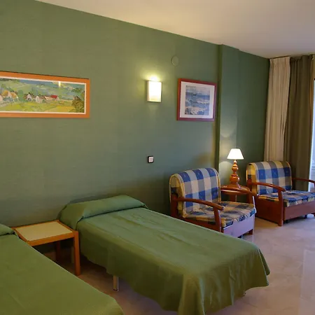 Pino Alto 4*